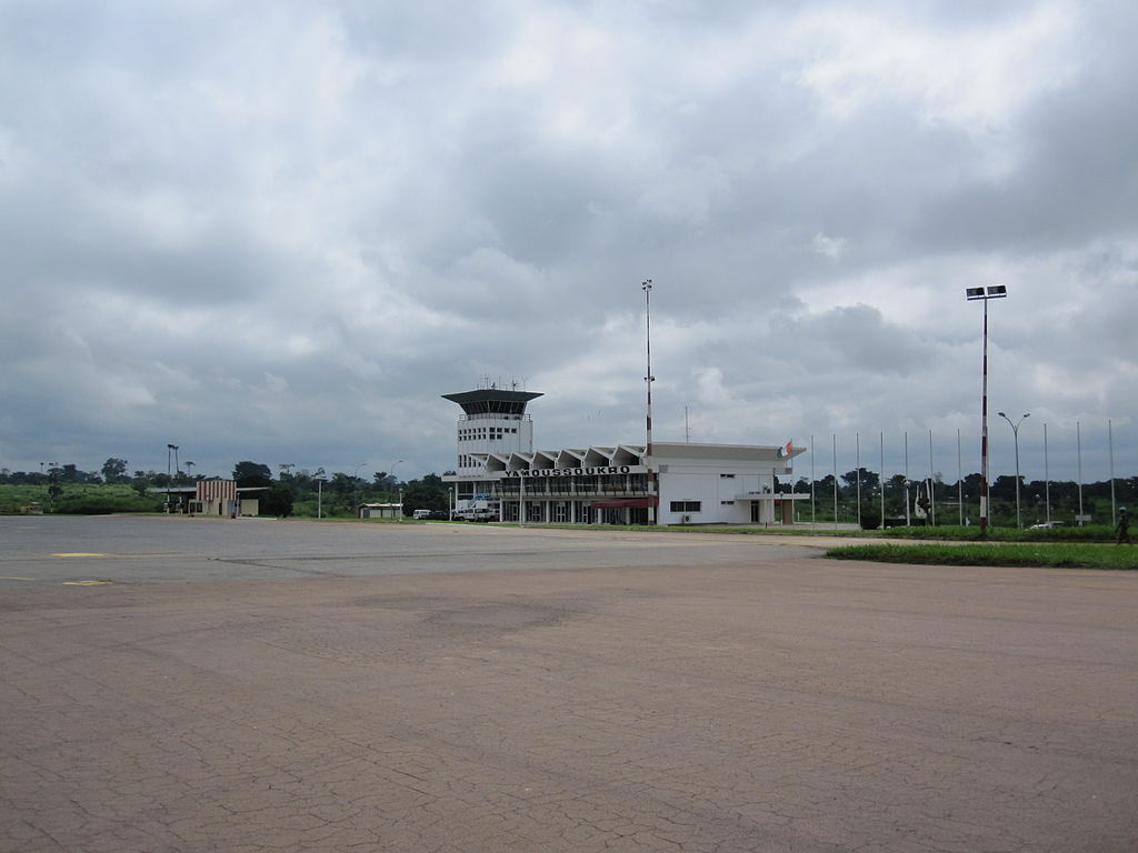 Aeroport_Yamoussoukro_2