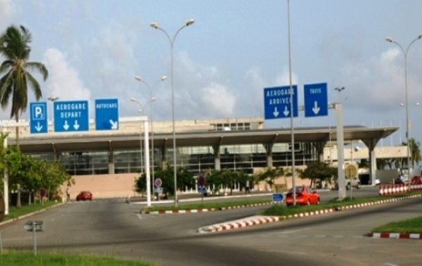 Aéroport international Félix Houphouët-Boigny_10