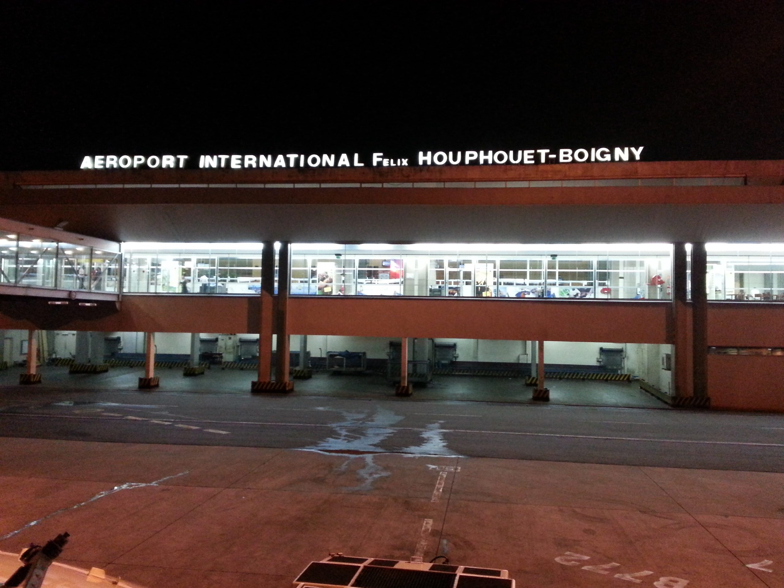 Aéroport international Félix Houphouët-Boigny_8