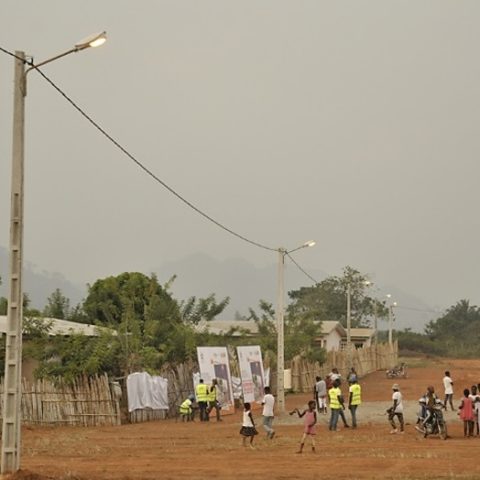 Le village de San-Pédro électrifié