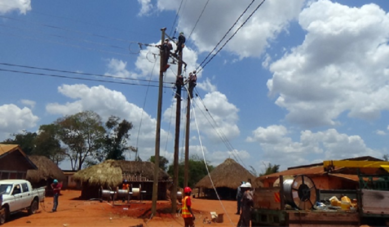 Folon_Kabadougou_Electrifies_2