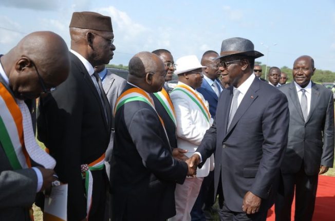 Le Président de la République, SEM Alassane OUATTARA a inauguré pont de Béoumi_02oct2015_1