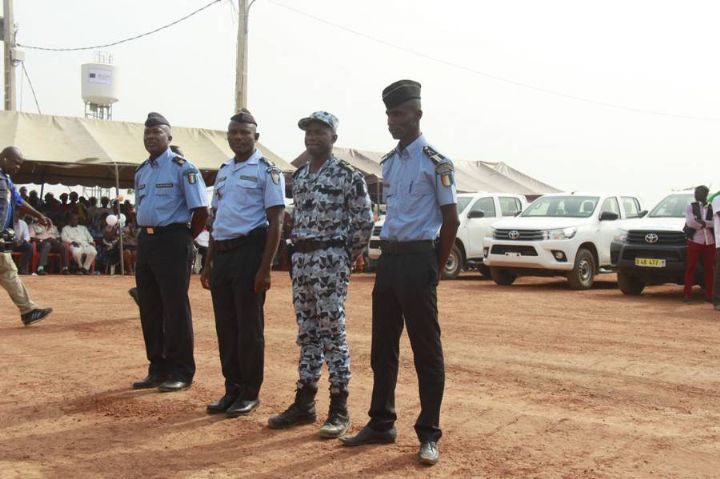 Postes frontieres et postes de police_10