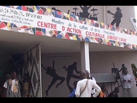 Réhabilitation du centre d’action culturel d’Abobo.