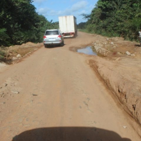 Autoroute Abidjan San-Pédro.