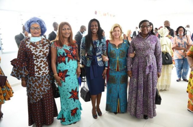 Groupe scolaire excellence Abobo_1ereDame_CIV_11