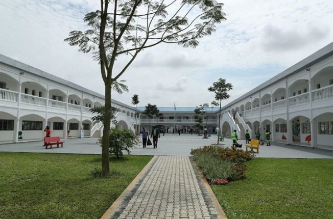 Groupe scolaire excellence Abobo_1ereDame_CIV_4