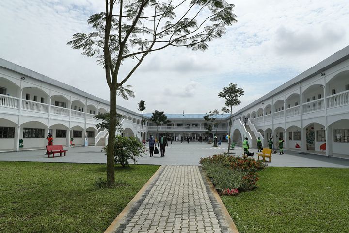 Groupe scolaire excellence Abobo_1ereDame_CIV_4