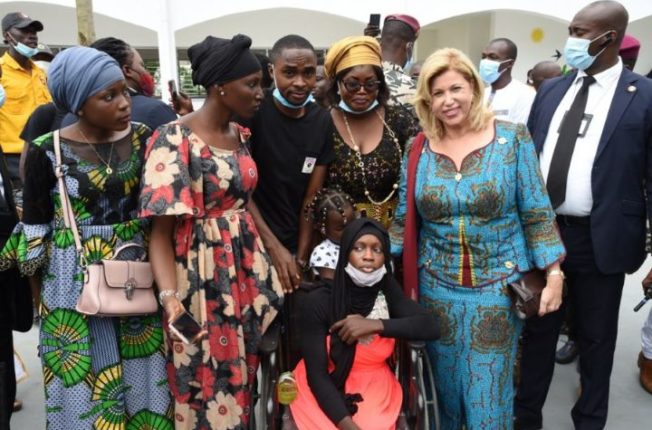 Groupe scolaire excellence Abobo_1ereDame_CIV_8