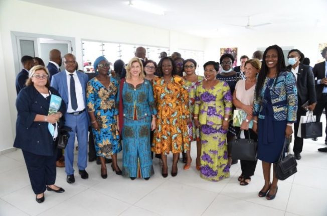 InaugurationEcole-Groupe-ChildrenofAfrica_17