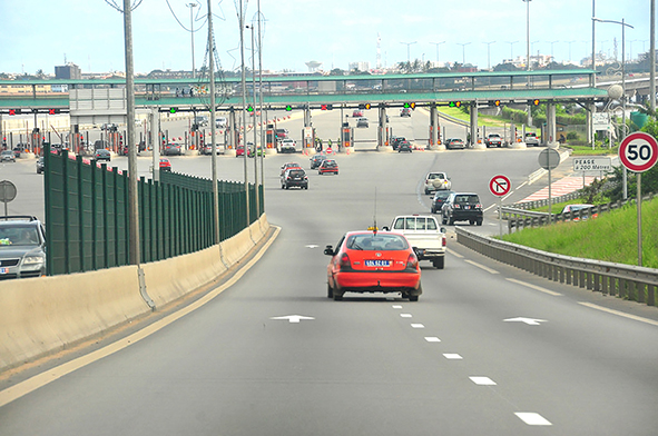 Peage_Abidjan_pont_HKB_16012014_CIV_23