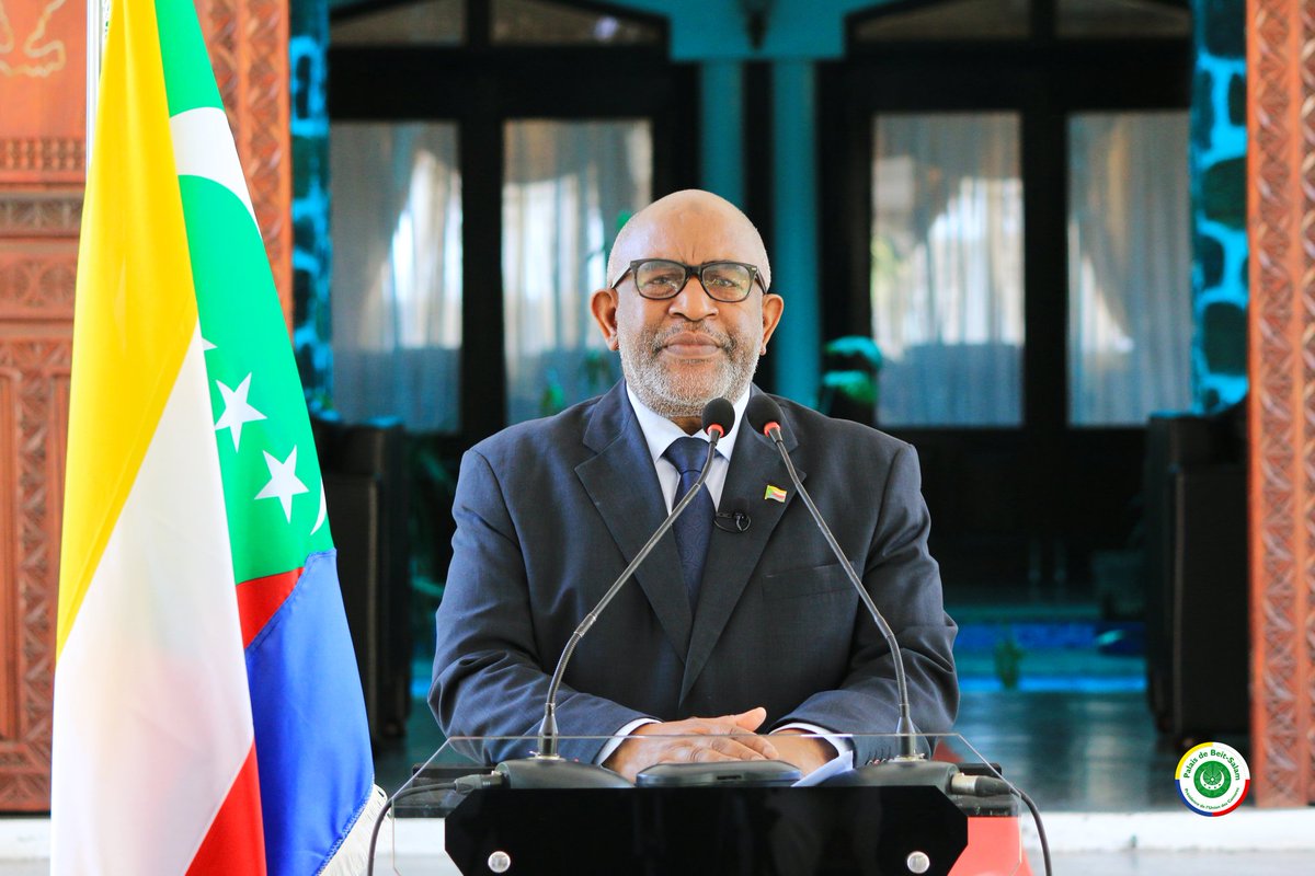 President_Comores_felicitation_Alassane_Ouattara_CIV_2
