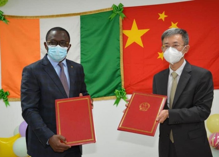 Chine_acte_propriete_stade_Ebimpe_RCI_CIV_5