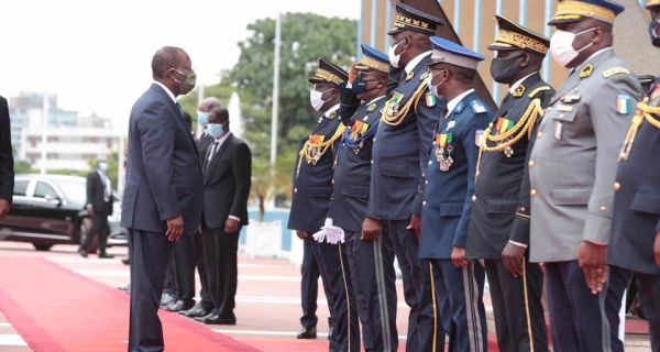 Le CEMA Lassina Doumbia confirmé à son poste, Apalo promu général de Corps d’armée