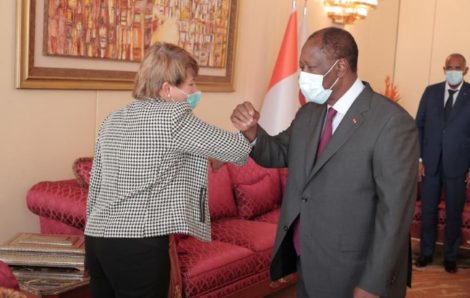 Entretien du Président de la République, S.E.M. Alassane Ouattara, avec la Présidente de l’Internationale Libérale, Dr Hakima El HAITE