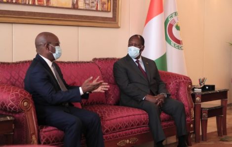 Entretien du Président de la République avec le Président de la Commission de l`Union Economique et Monétaire Ouest Africaine (UEMOA )