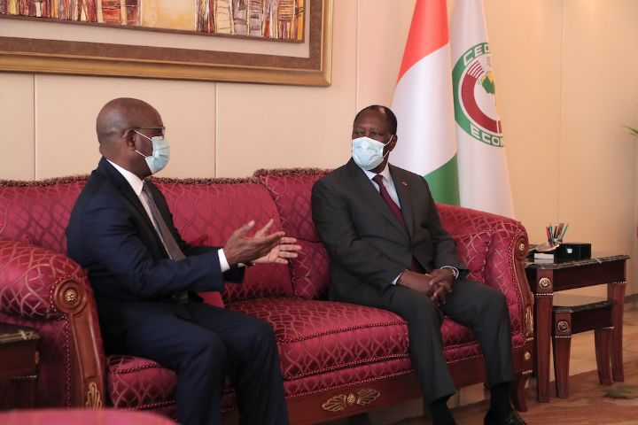 Entretien du Président de la République avec le Président de la Commission de l`Union Economique et Monétaire Ouest Africaine (UEMOA )