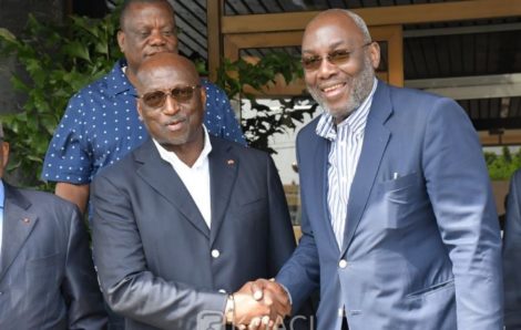 Le gouvernement apporte son soutien à Jacques Anouma