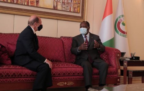 Entretien de S.E.M. Alassane OUATTARA, avec le Vice – Chairman International Rothschild and Cie, M. Jean – Claude MEYER