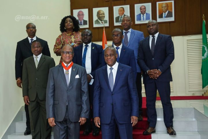 Ceremonie de distinction Ambassadeur Ghana_en RCI_CIV_3