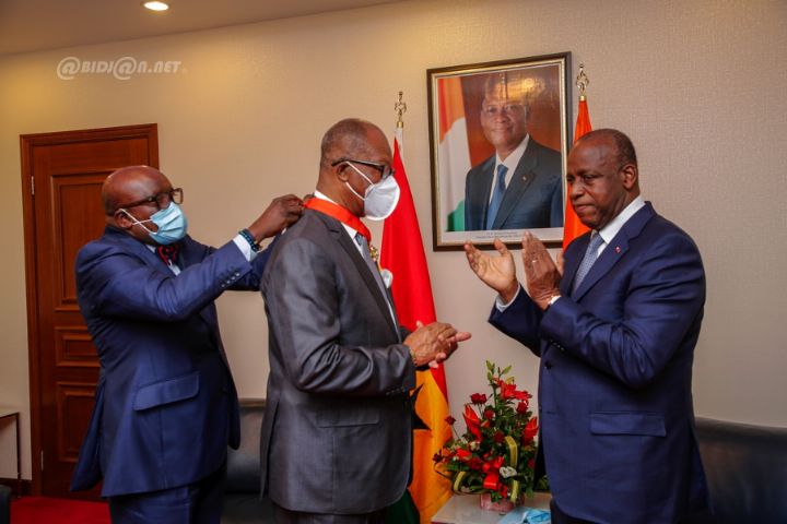 Ceremonie de distinction Ambassadeur Ghana_en RCI_CIV_7