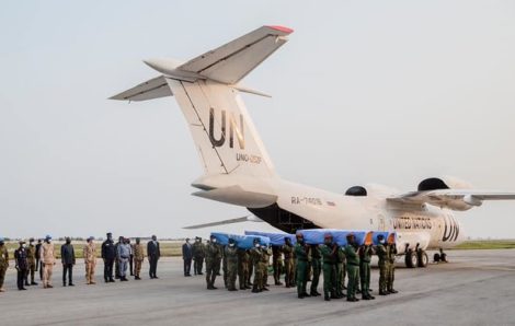 Décès des soldats ivoiriens au Mali : leur mort renforce l’engagement à œuvrer pour la paix en Côte d’Ivoire et dans la sous-région, indique Hamed Bakayoko.