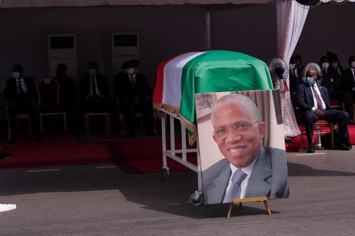 Hommage de la Nation à feu Marcel Zadi Kessy, ancien Président du CESEC_CIV_18