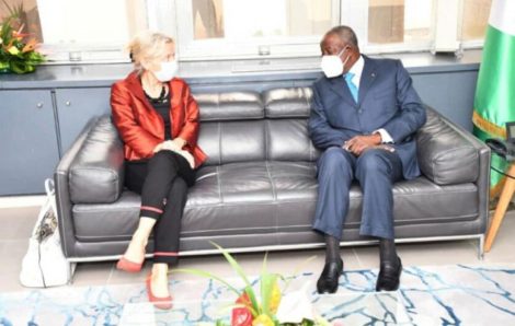 L’ambassadrice de Suisse s’enquiert de l’exemple ivoirien en matière de médiation.