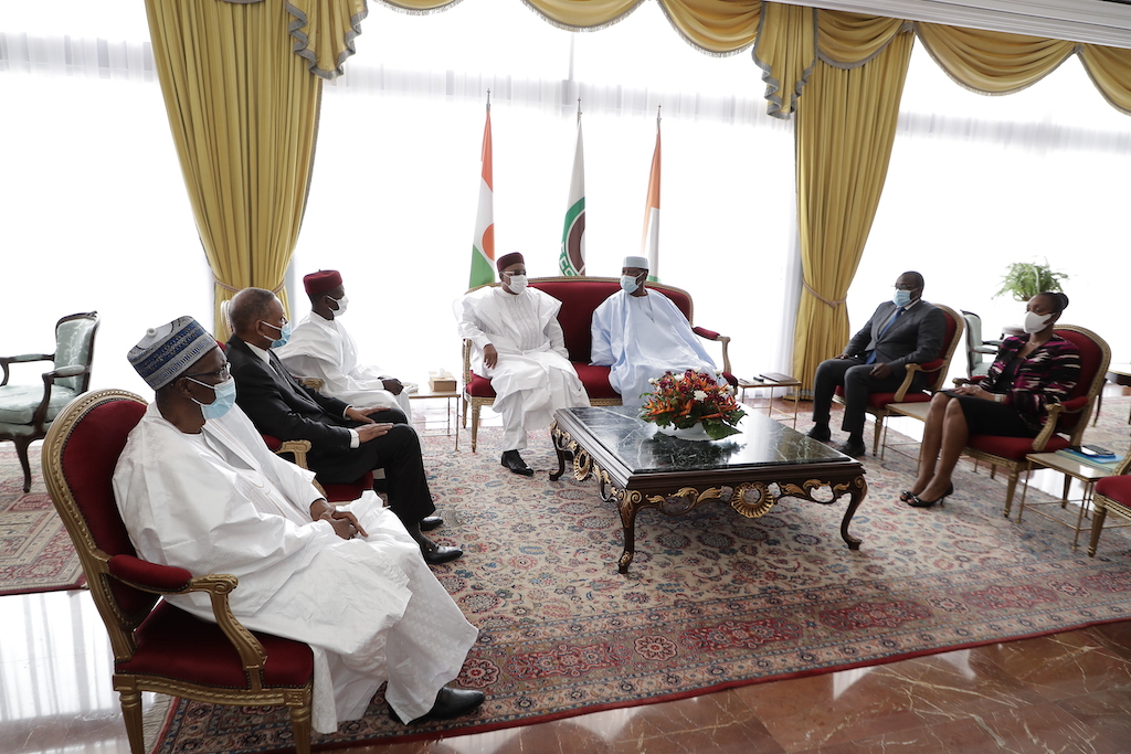 Le Chef de l’Etat a eu un entretien avec son homologue Nigérien.