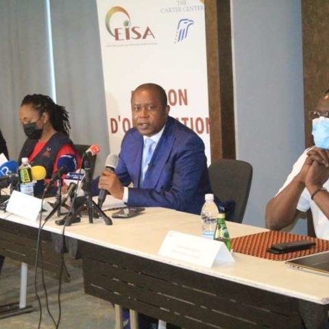 EISA et Carter jugent les législatives ivoiriennes « largement transparentes ».