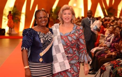 Côte d’Ivoire . La Première Dame, Dominique Ouattara pleure Irié Lou Colette.