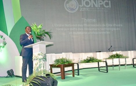 Côte d’Ivoire : Eugène Aka Aouélé en qualité de président du Conseil économique, social, environnemental et culturel (CESEC).