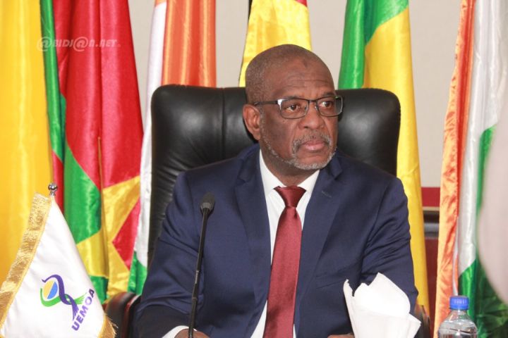 Commission de l’UEMOA : nomination du nouveau président de la Commission et des commissaires ( Communiqué).