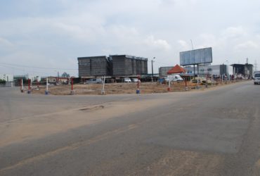 Les travaux de construction des infrastructures commerciales en cours à Yopougon.