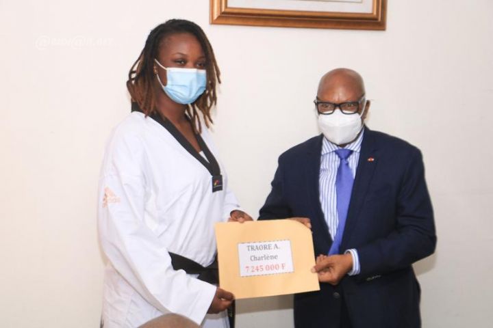 Paulin Danho annonce 200 millions pour la préparation des athlètes_JO2021_CIV_11