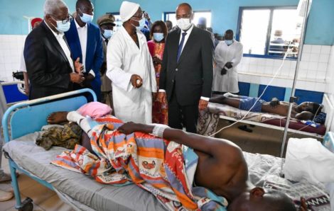 Accident à Ferkessédougou : le Premier Ministre exprime la compassion du Chef de l’État aux familles des victimes.