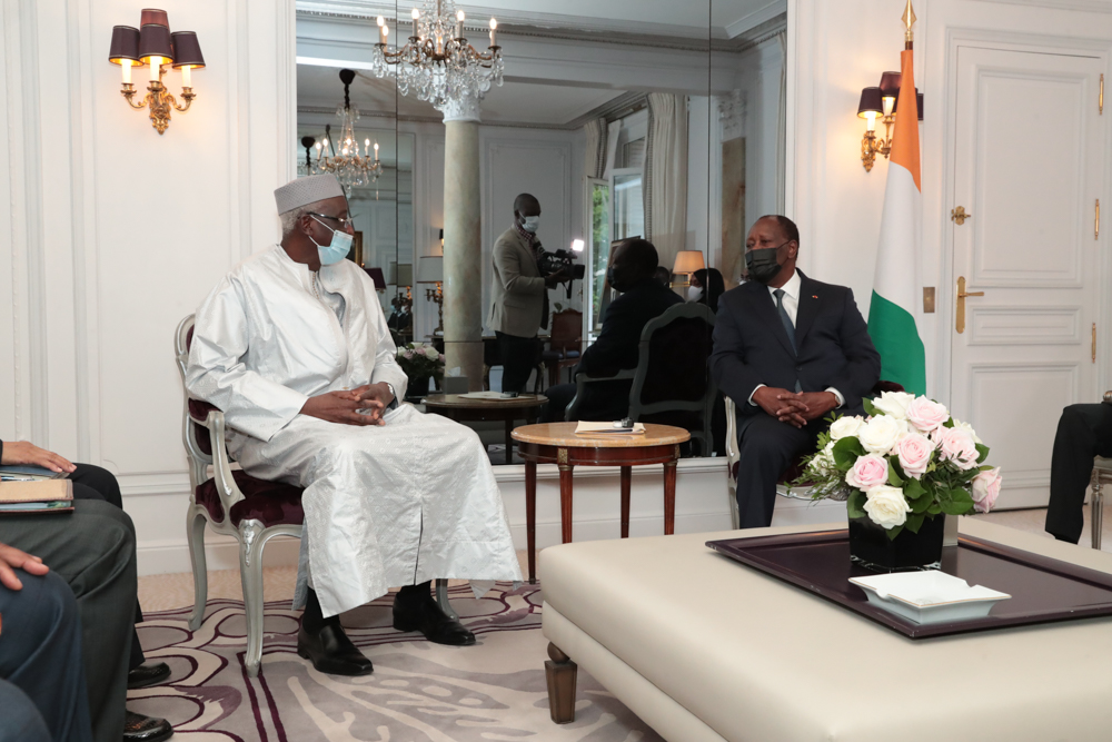 Entretien de SEM Alassane Ouattara avec le président de la transition du Mali, Bah N’Daw.