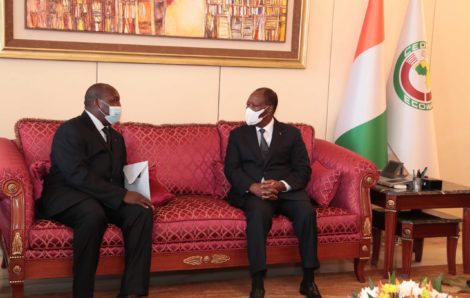 Le Chef de l’Etat a échangé avec le Ministre d’Etat Burkinabè de la Réconciliation Nationale.