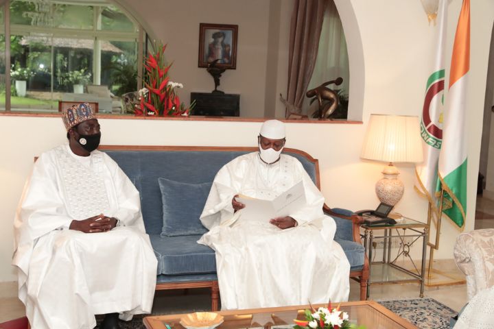 Ado a échangé avec le Ministre des Affaires Etrangères de la Gambie_RCI_062021_CIV_4