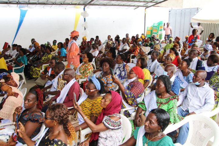 Autonomisation 290 chambres froides offertes à des femmes_2021_RCI_CIV_13