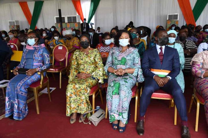 Celebration_Fetes_mers_Dominique_Ouattara_Bingerville_2021_CIV_16