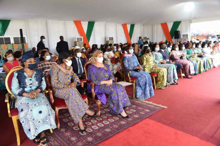 Celebration_Fetes_mers_Dominique_Ouattara_Bingerville_2021_CIV_53