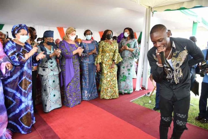 Celebration_Fetes_mers_Dominique_Ouattara_Bingerville_2021_CIV_6