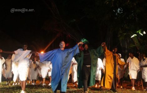 Côte d’Ivoire : l’Espagne et l’Afrique célèbrent l’amitié à travers une représentation artistique.