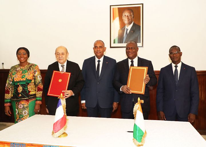 Gestion de l’Académie Internationale de lutte contre le terrorisme de Jacqueville : la Côte d’Ivoire et la France signent une convention.