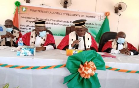 Le Premier président de la Cour d’Appel de Bouaké officiellement installé.