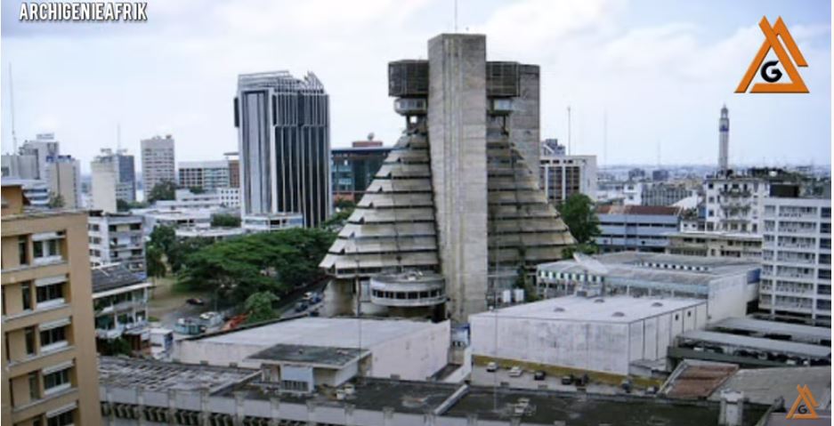 Côte d’Ivoire : À qui appartient l’immeuble de la pyramide ?