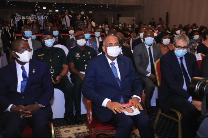 Oeuvre_PM_Amadou_Gbon_Coulibaly_2021_RCI_CIV_1