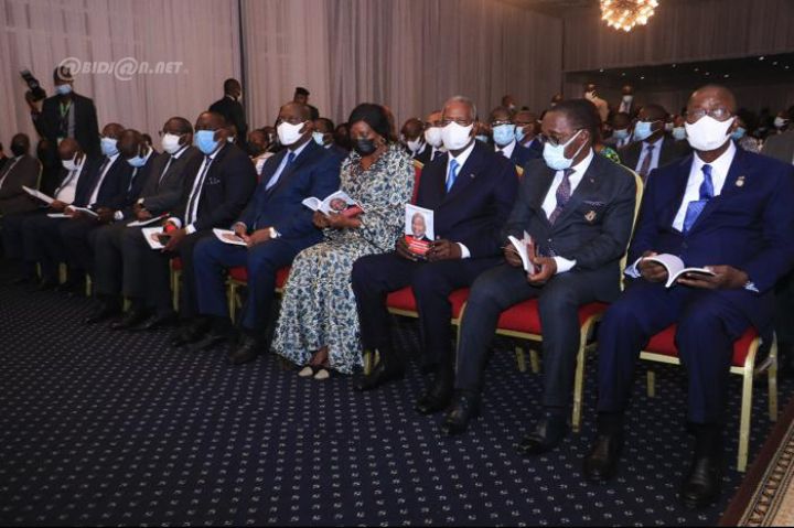 Oeuvre_PM_Amadou_Gbon_Coulibaly_2021_RCI_CIV_13