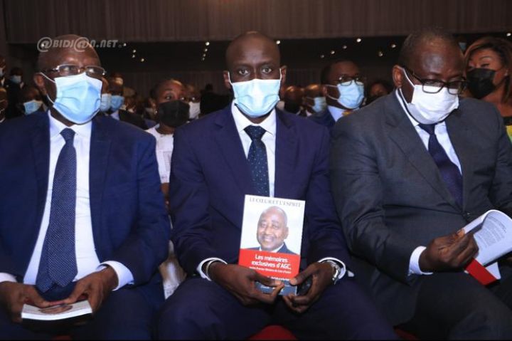 Oeuvre_PM_Amadou_Gbon_Coulibaly_2021_RCI_CIV_14